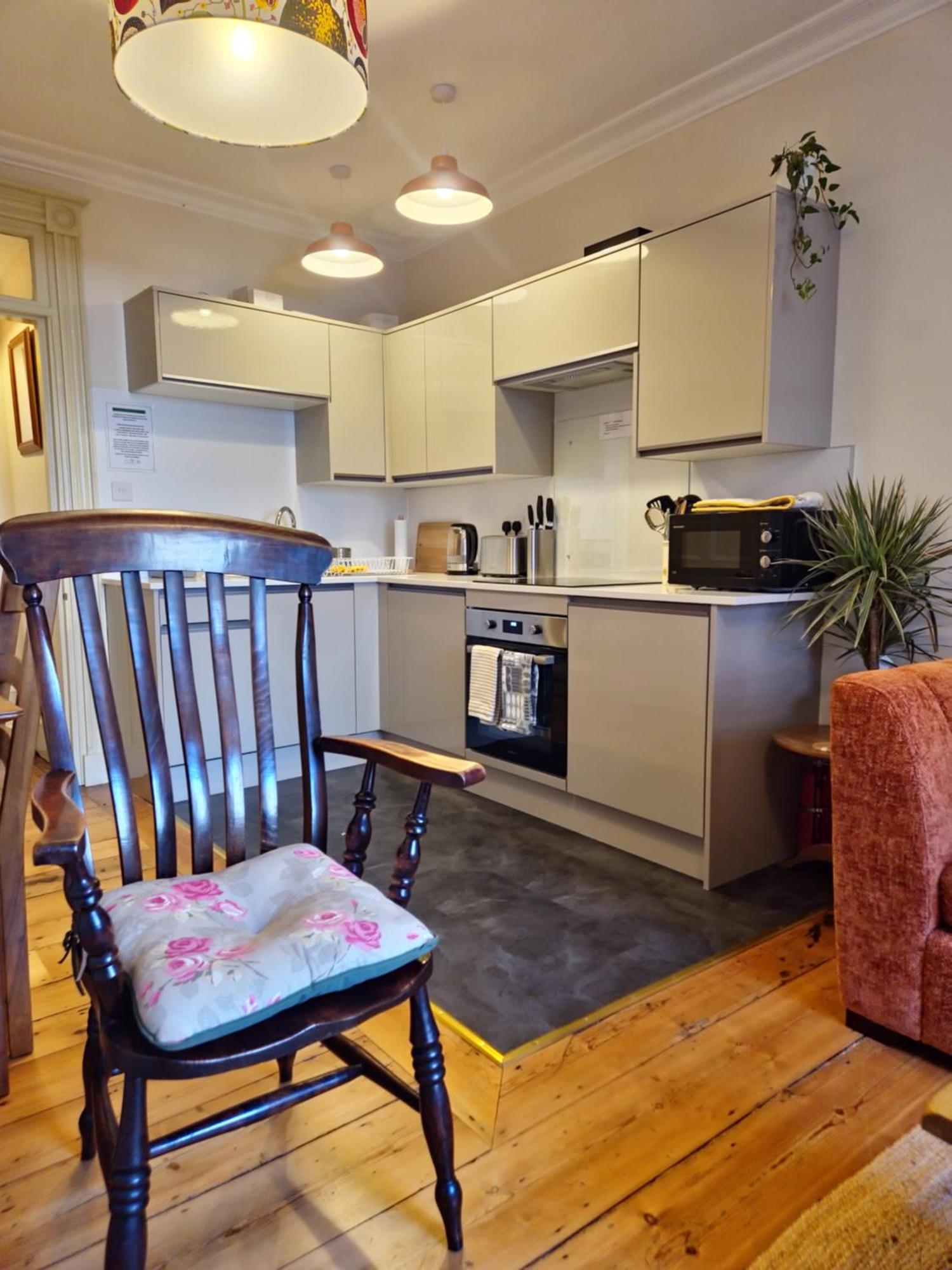 Central Gloucester Self-Catering Flat - A Hidden Gem Exterior foto